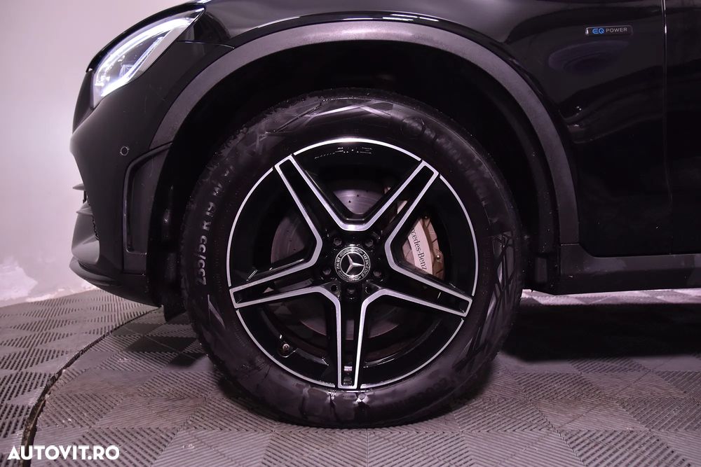 Mercedes-Benz GLC 300 e 4Matic 9G-TRONIC - 13