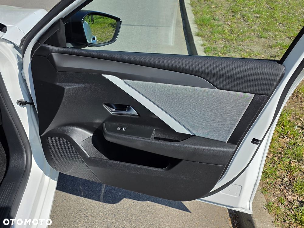 Opel Astra 1.6 T Plug-in Hybrid GSe - 16