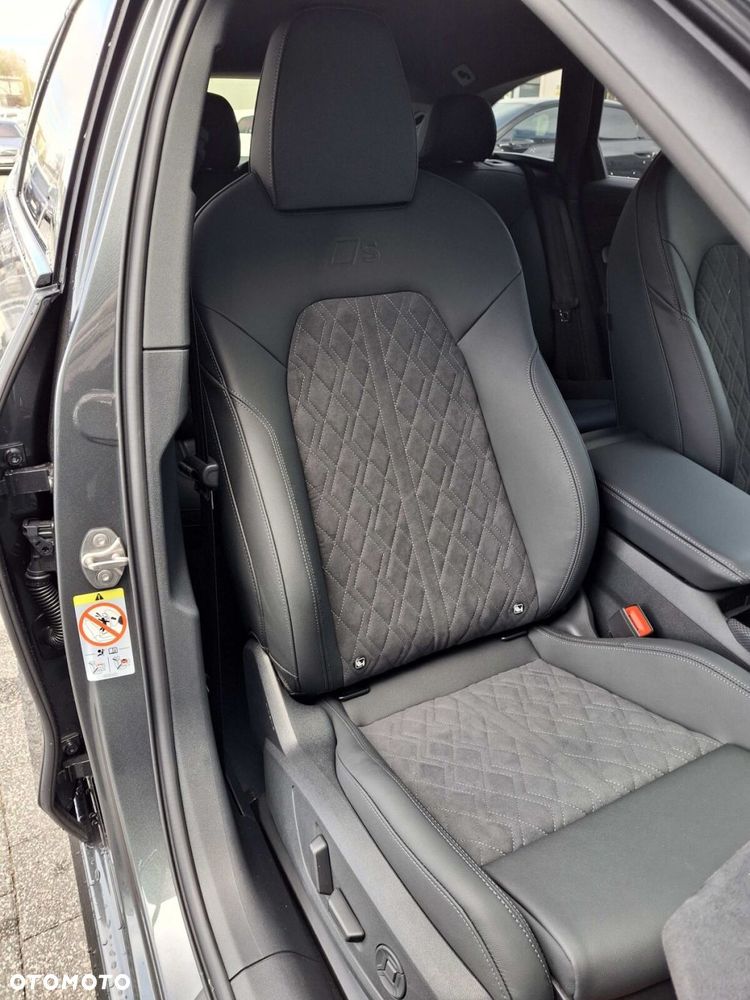 Audi A6 Avant - 17