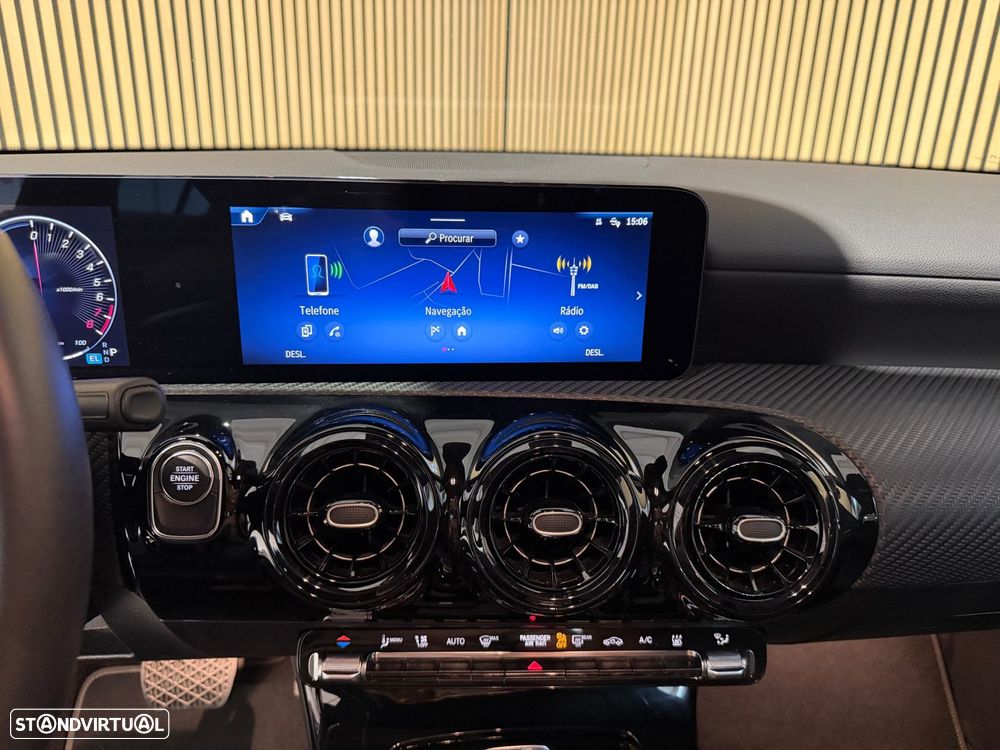 Mercedes-Benz A 250 Limousine e Style Plus - 13