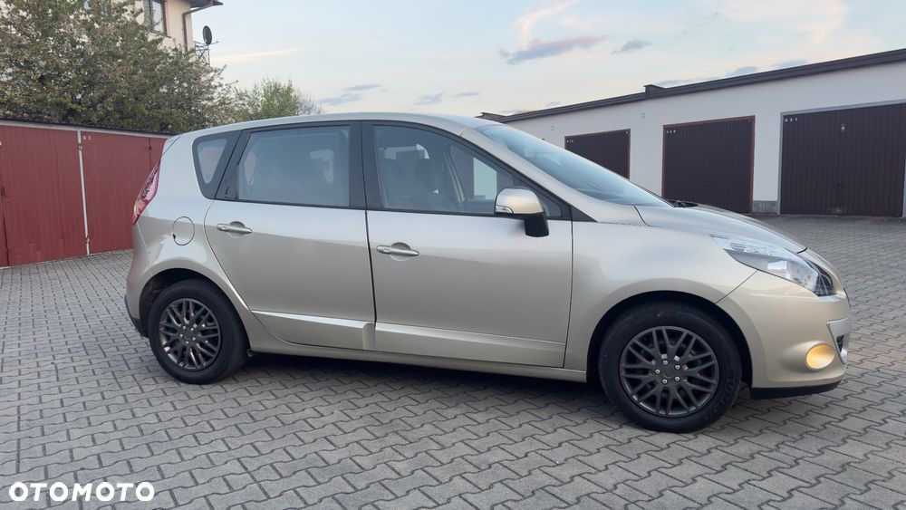 Renault Scenic 1.6 16V 110 Xmod Paris - 4