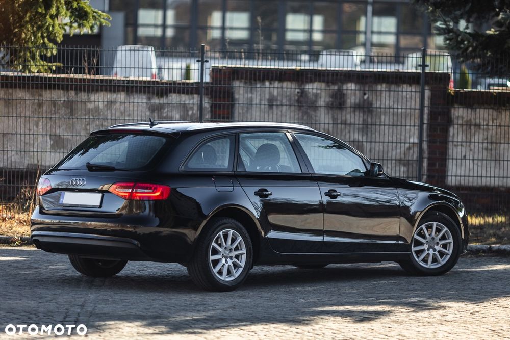 Audi A4 Avant 2.0 TDI DPF - 13