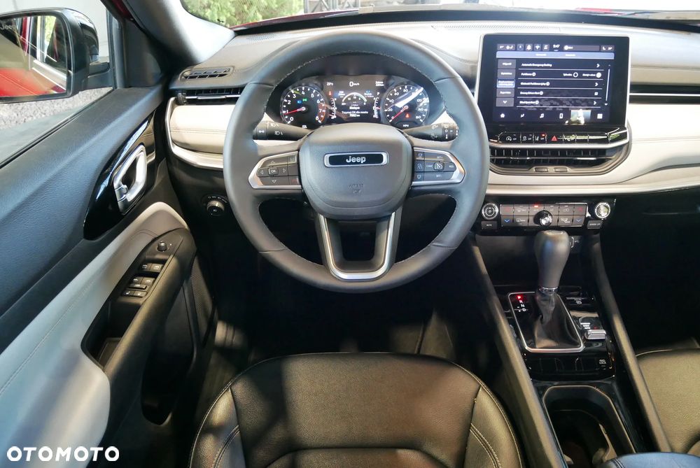 Jeep Compass - 16