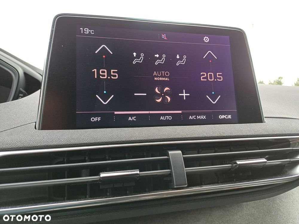 Peugeot 3008 1.2 PureTech GT S&S EAT8 - 22