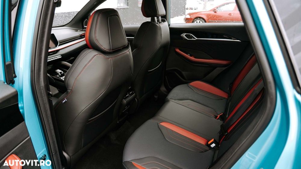 Geely Coolray - 13