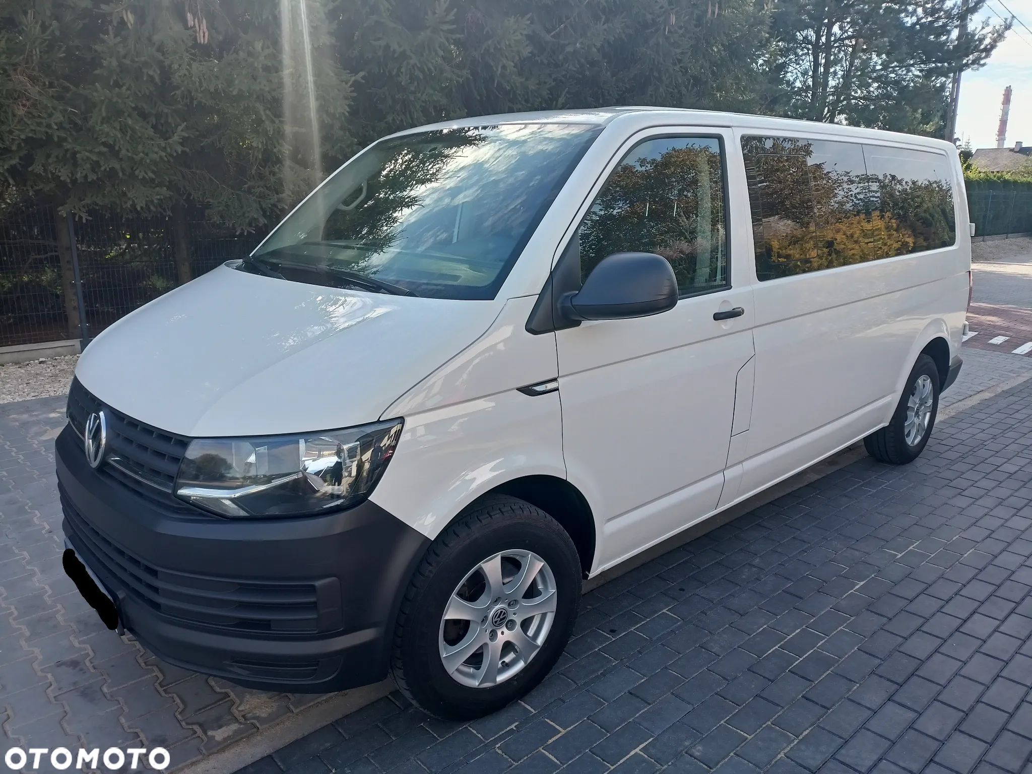 Volkswagen Caravelle 2.0 TDI L2 Highline - 1