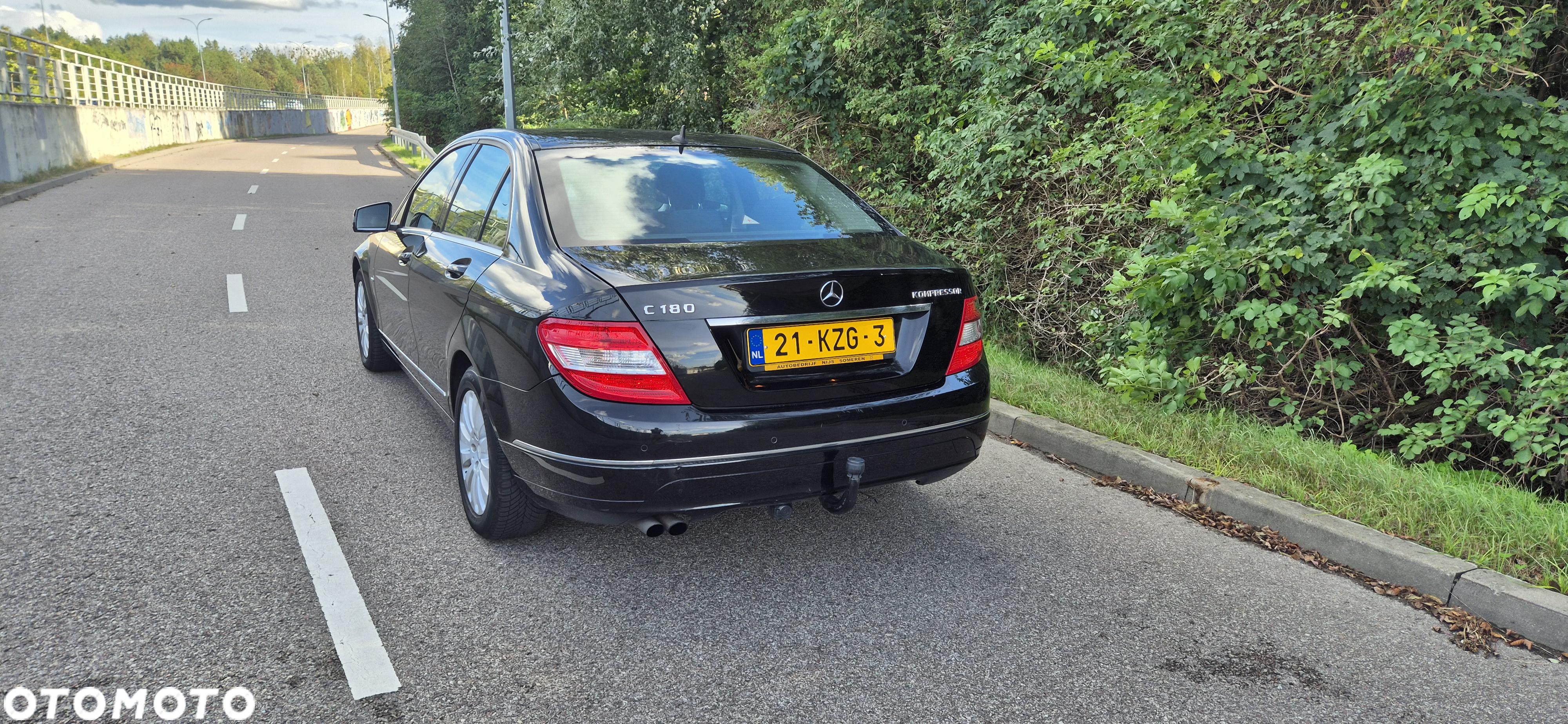 Mercedes-Benz Klasa C 180 K BlueEff Elegance - 5