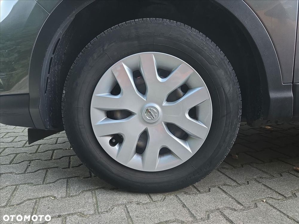 Nissan Qashqai 1.3 DIG-T Visia - 26