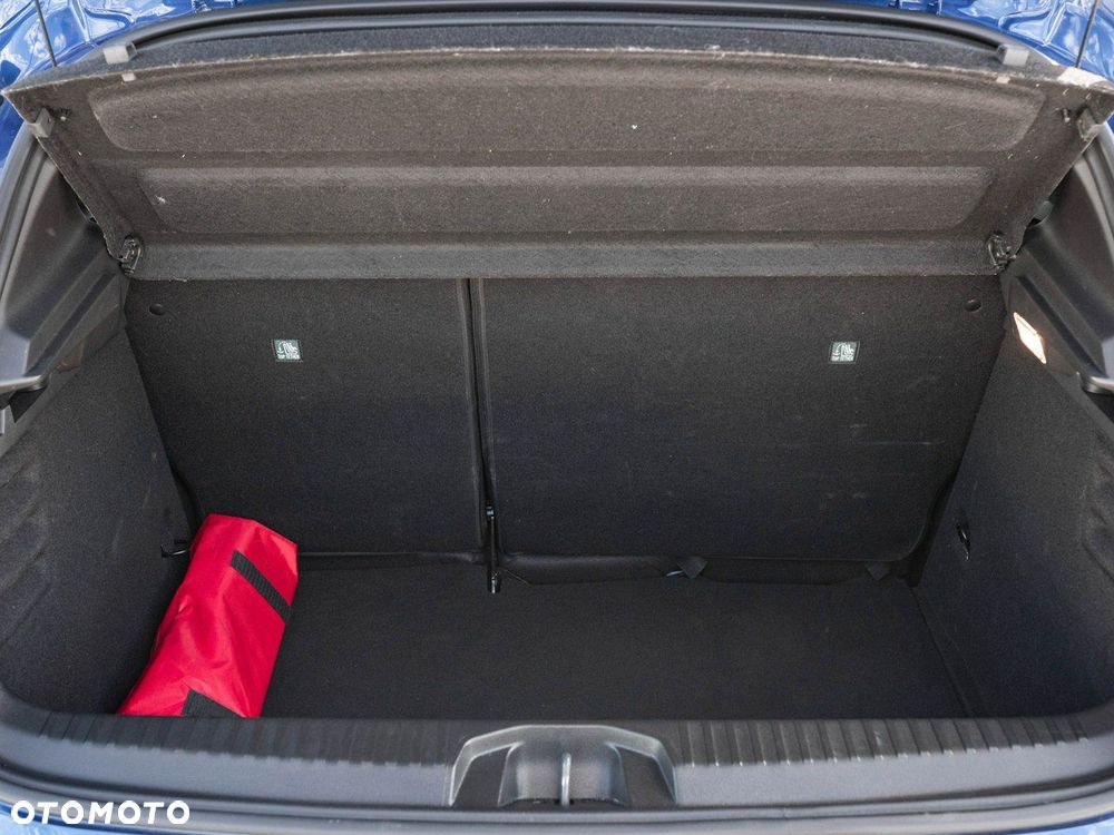 Renault Clio - 31