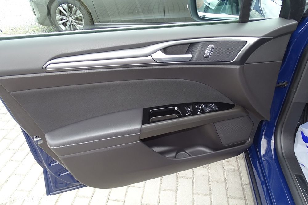 Ford Mondeo 2.0 Hybrid Titanium GPF - 22