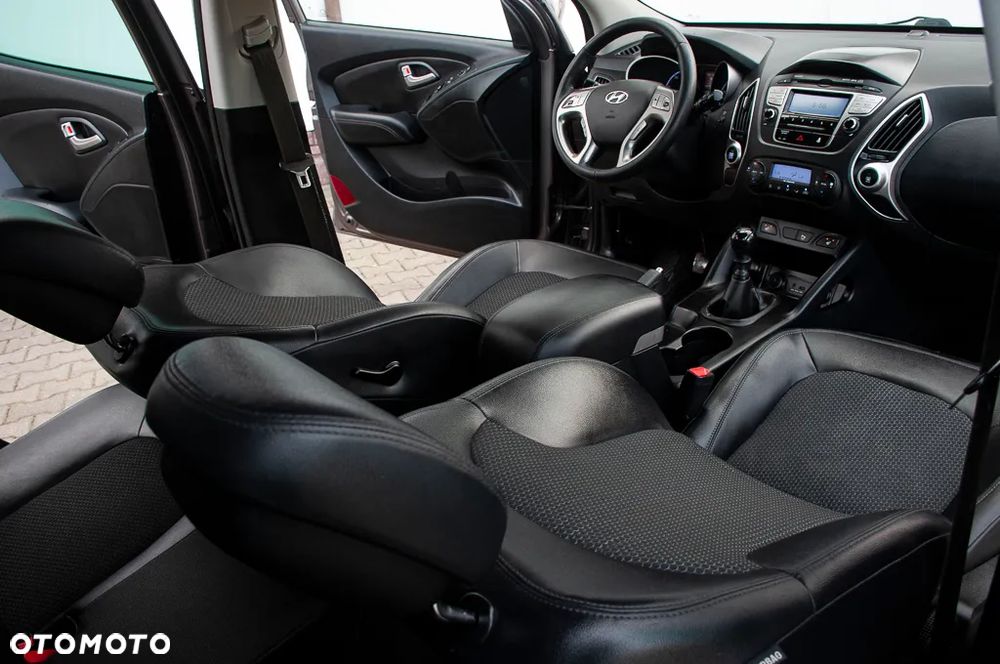Hyundai ix35 2.0 CRDi 4WD Premium - 16