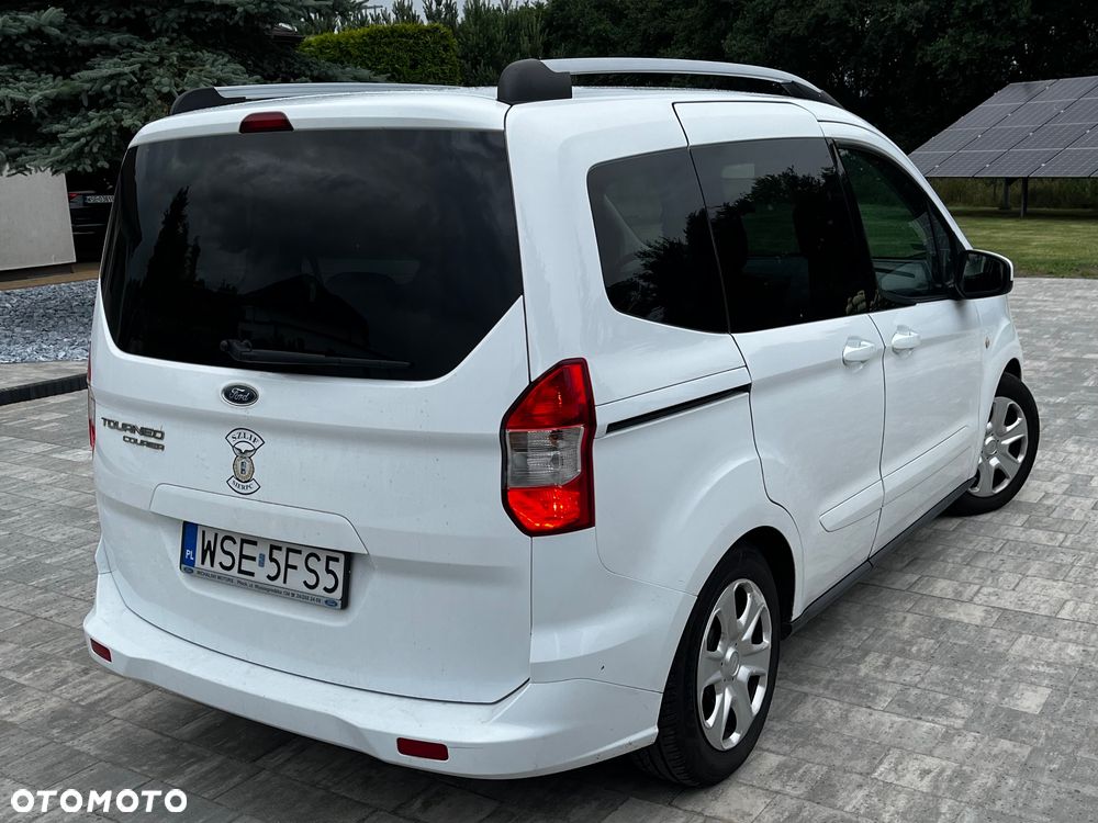 Ford Tourneo Courier 1.5 TDCi Trend - 4