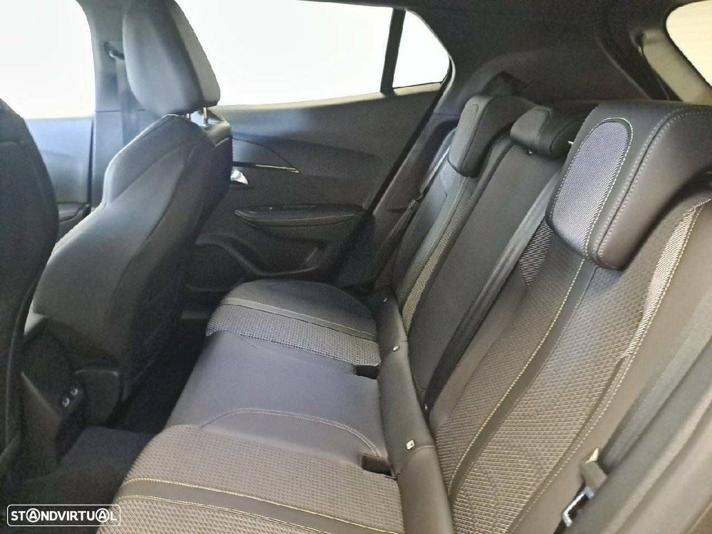 Peugeot 2008 1.2 PureTech GT Line EAT8 - 10