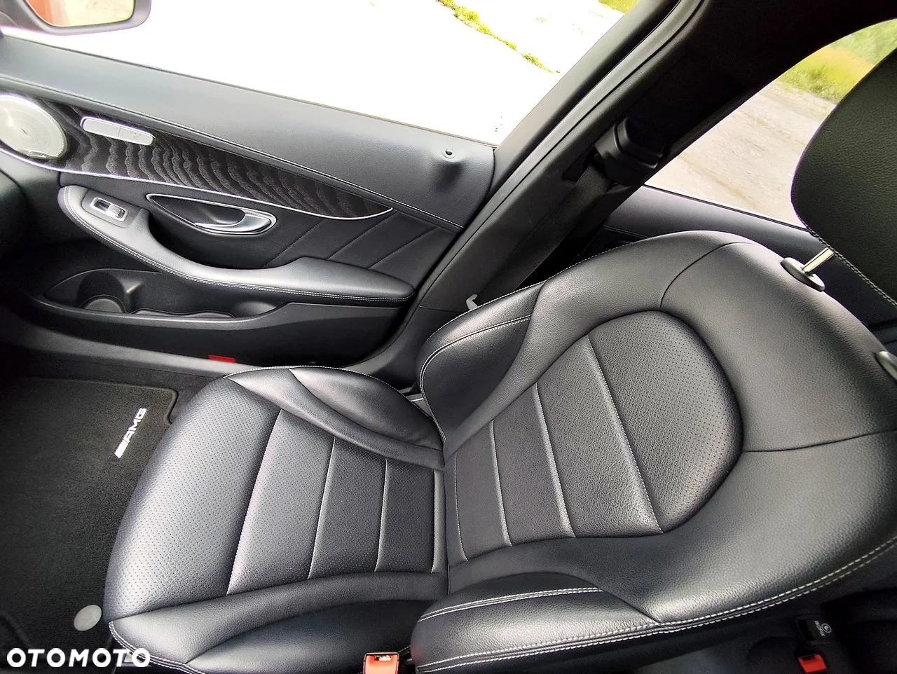 Mercedes-Benz Klasa C 200 4-Matic 7G-TRONIC - 24