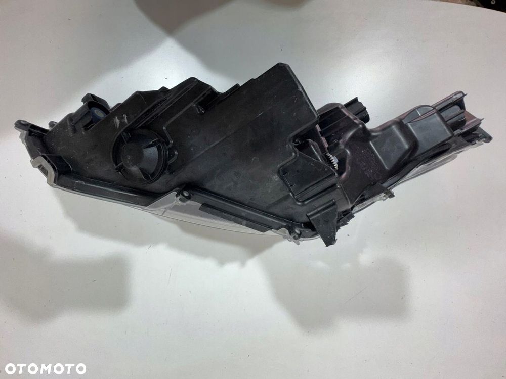 TOYOTA YARIS IV 4 LAMPA LAMPA PRZÓD PRZEDNIA FULL LED PRAWA EUROPA ORYGIN - 3