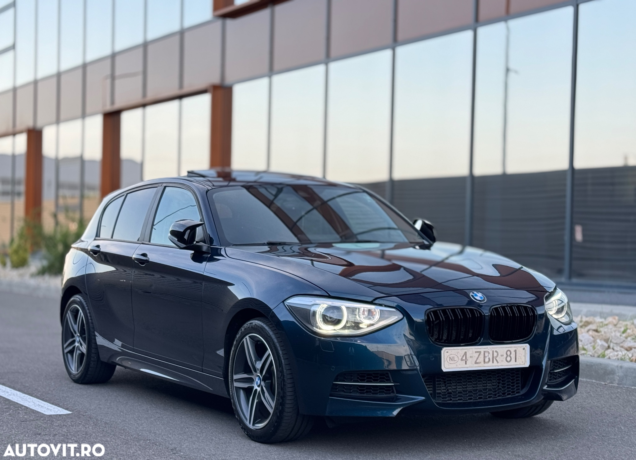 BMW Seria 1 120d Sport-Aut. Sport Line - 3