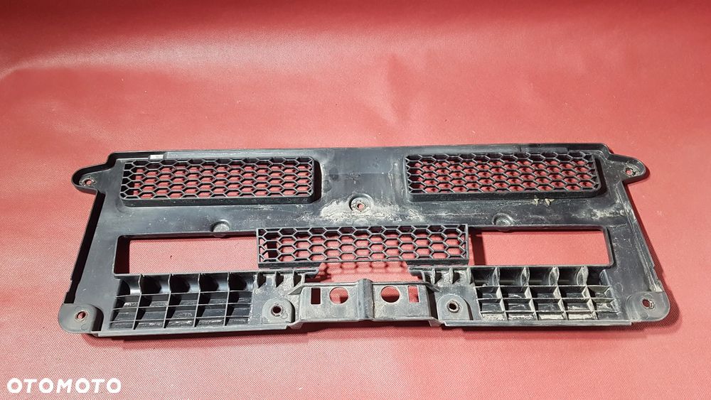 KRATKA SIATKA MASKI ATRAPY GRILLA MAN TGL TGM 81611500133 - 2