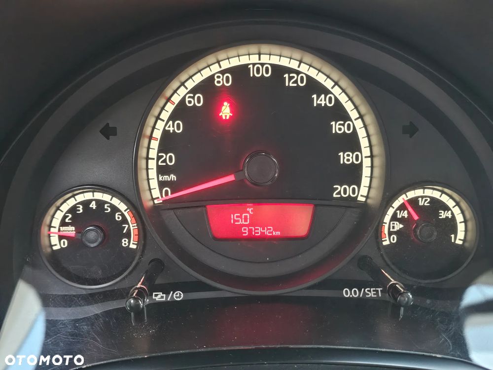 Volkswagen up! 1.0 move - 18