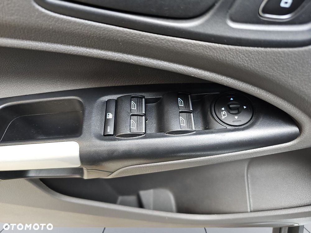 Ford transit-connect 230 1.5 EcoBlue 120KM Trend Pshift - 17