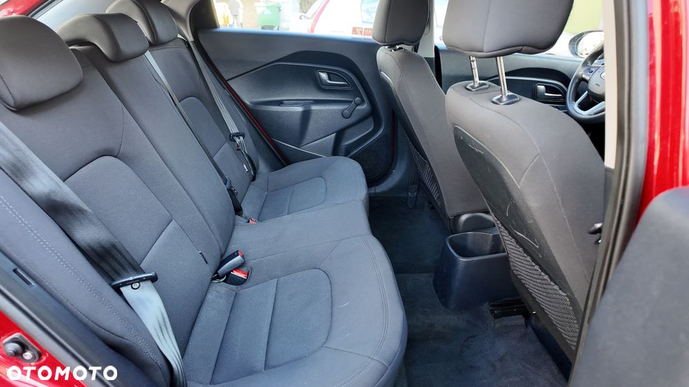Kia Rio 1.1 crdi M - 13