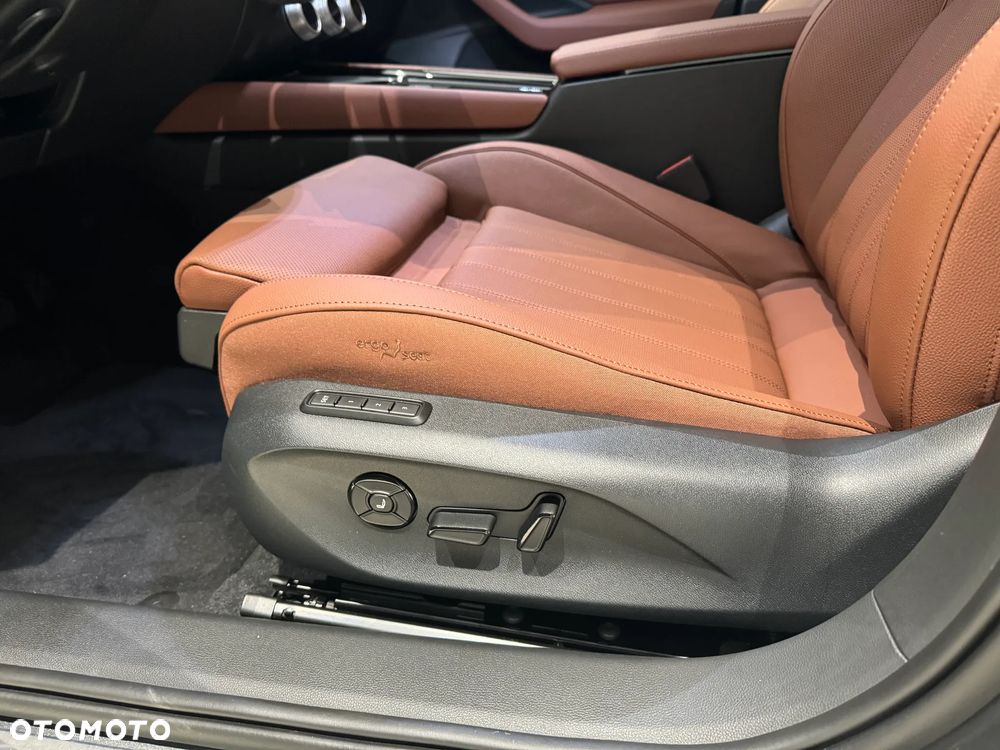 Skoda Superb 2.0 TDI SCR 4x4 L&K DSG - 11
