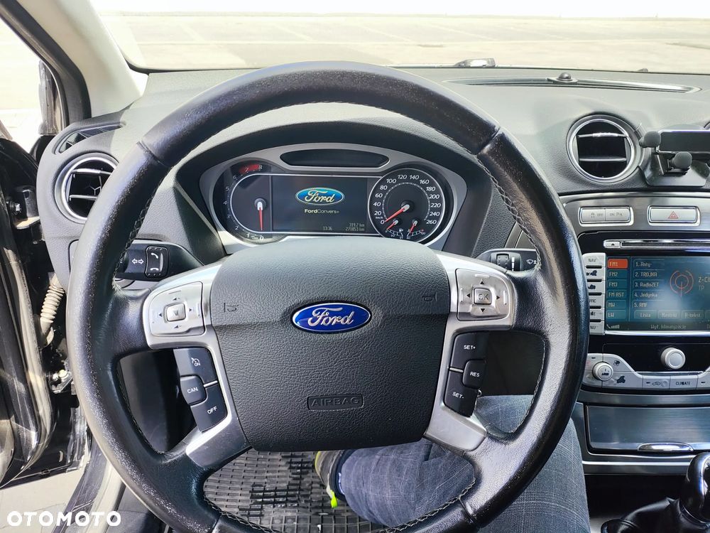 Ford Mondeo 2.0 Titanium - 35