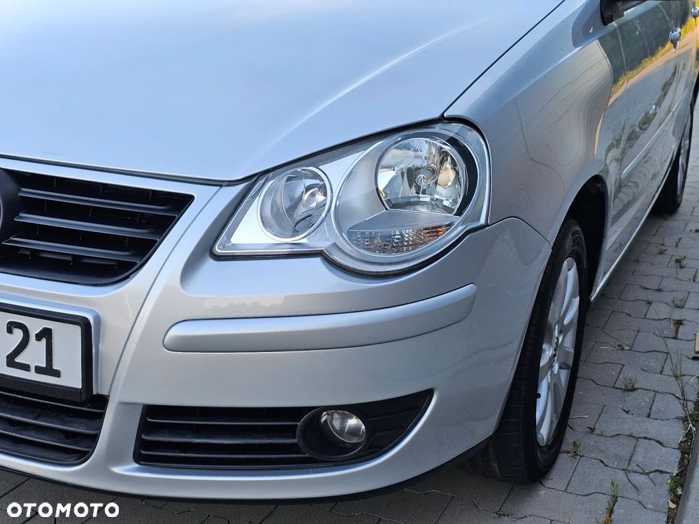 Volkswagen Polo 1.4 Highline - 30