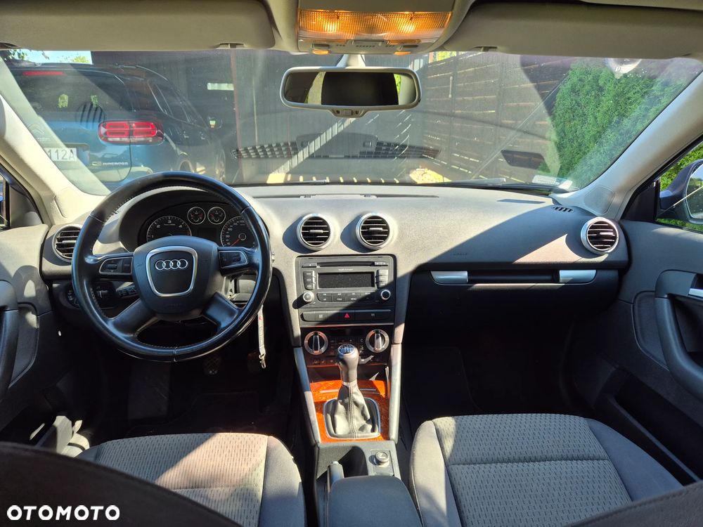 Audi A3 Sportback 2.0 TDI DPF Attraction - 7