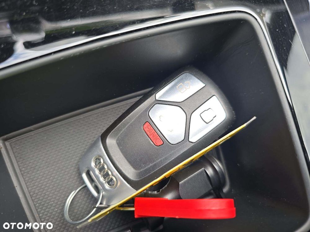 Audi A4 Limousine 45 TFSI quattro S tronic S line - 14