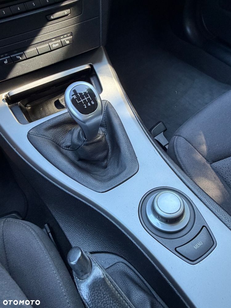 BMW Seria 3 318d DPF Edition Exclusive - 21