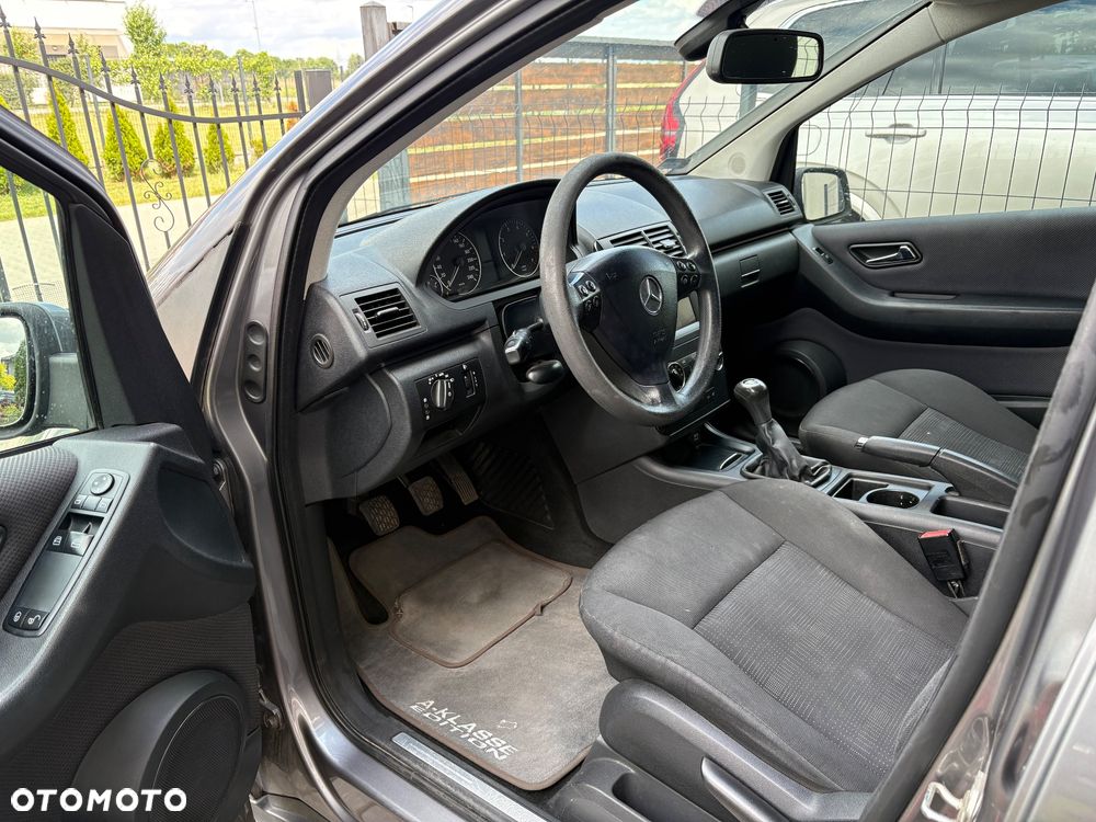 Mercedes-Benz Klasa A 160 BlueEFFICIENCY Avantgarde - 11