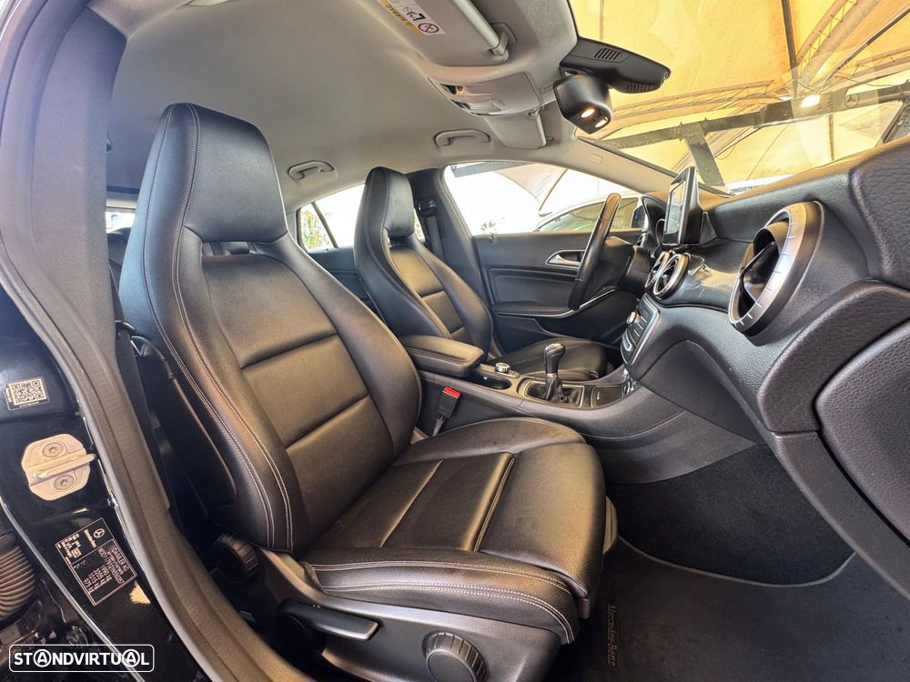 Mercedes-Benz CLA 180 - 28