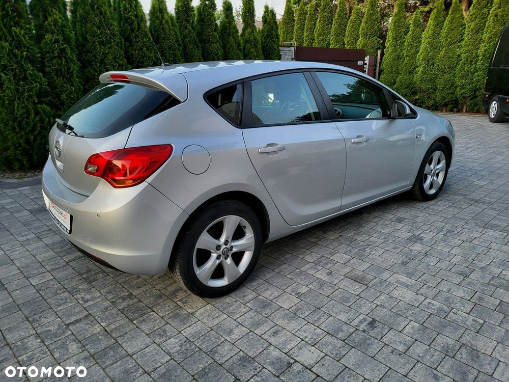 Opel Astra - 5