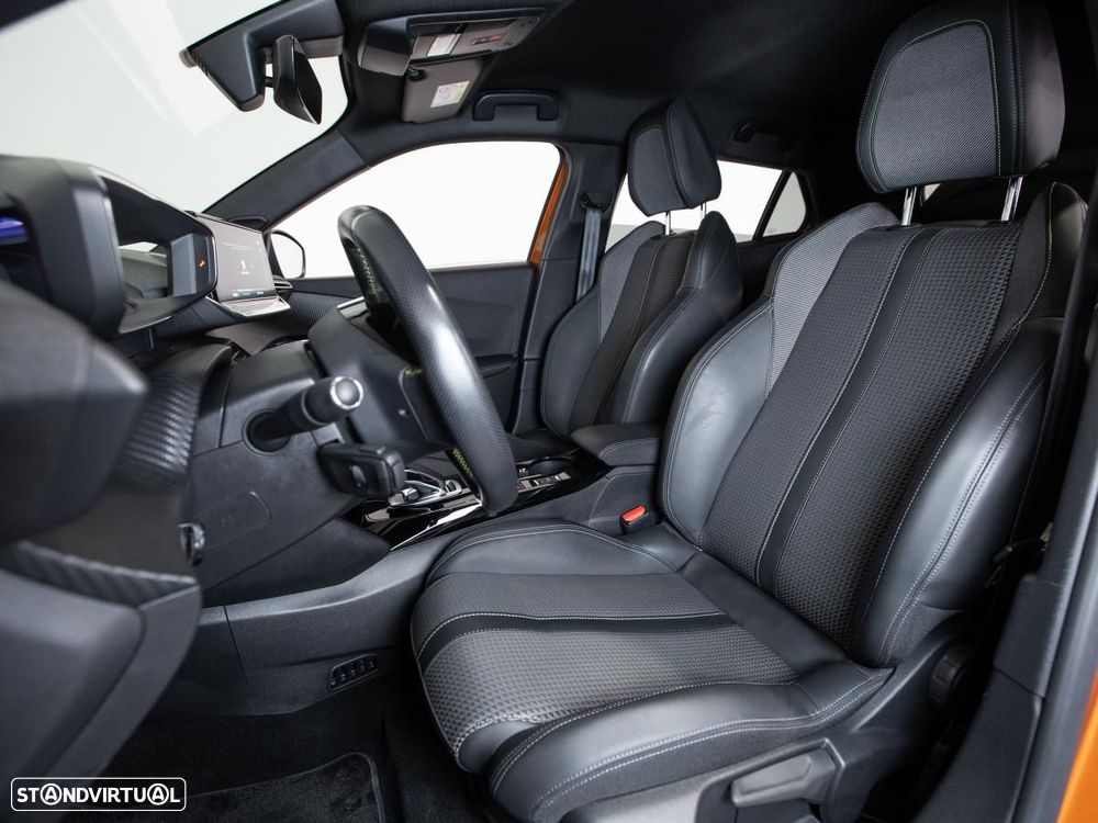 Peugeot e-2008 50 kWh GT - 8