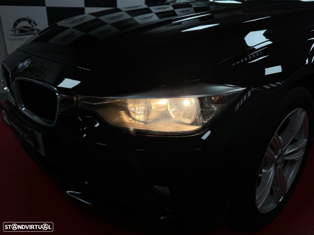 BMW 318 d Line Sport - 10