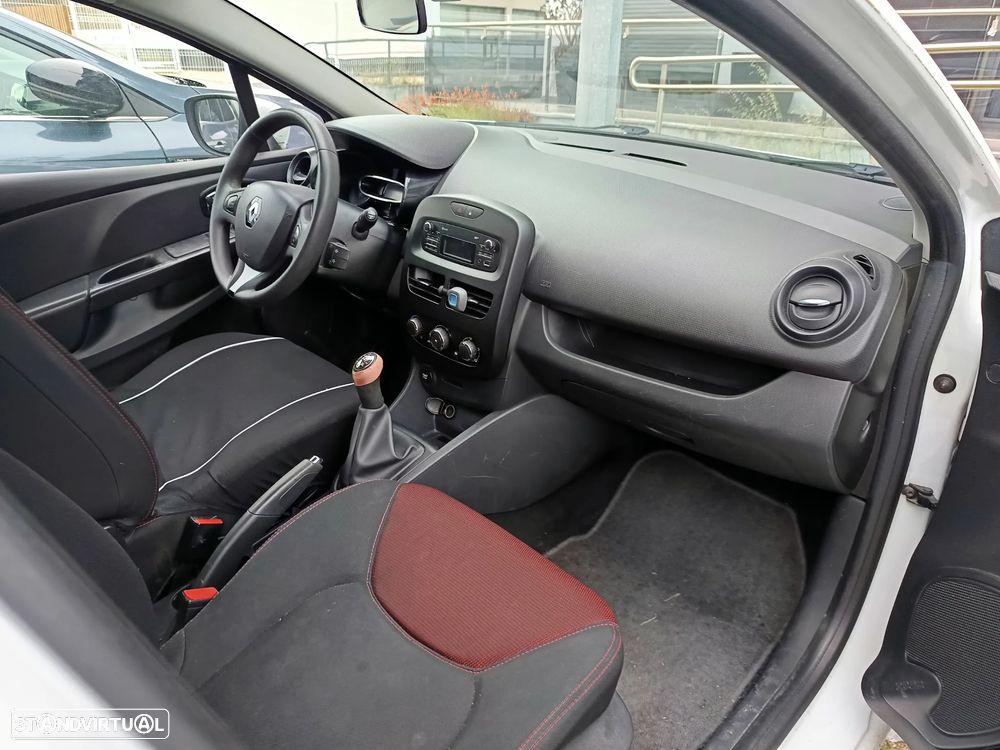 Renault Clio Sport Tourer 1.5 dCi Dynamique S - 6