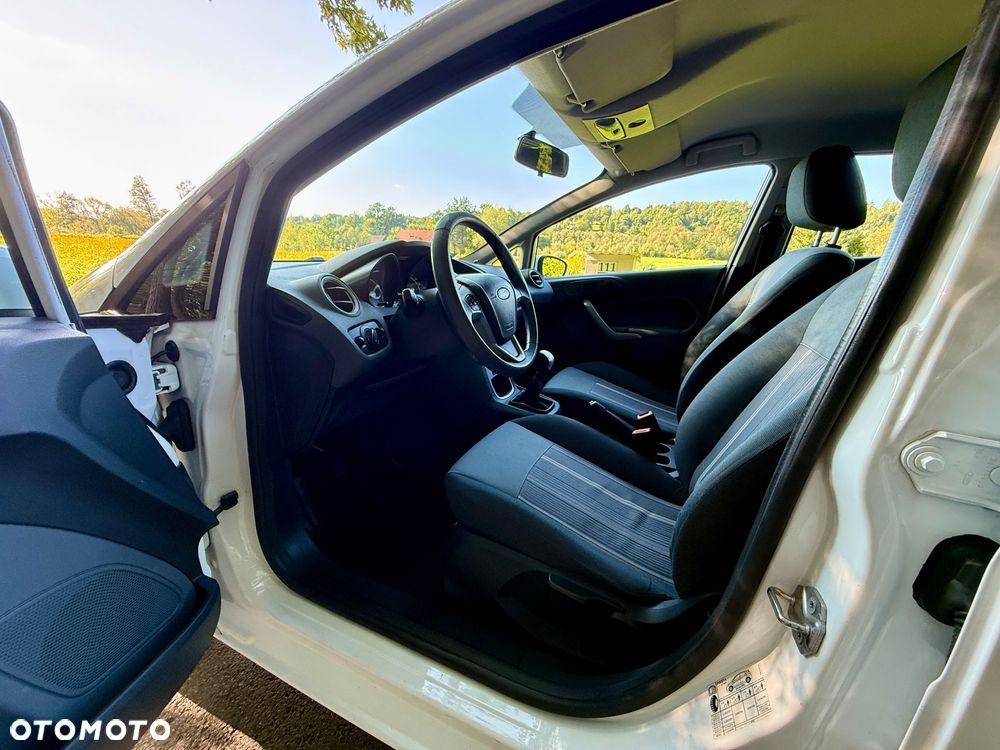 Ford Fiesta 1.25 Ambiente - 14