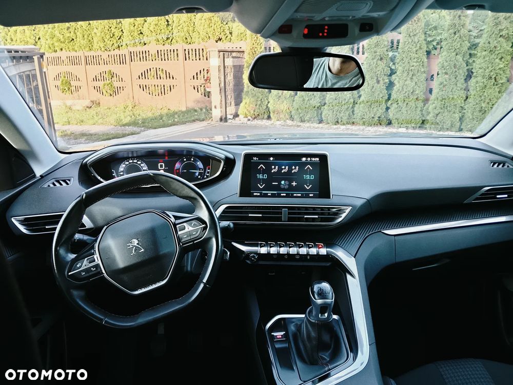 Peugeot 3008 - 10