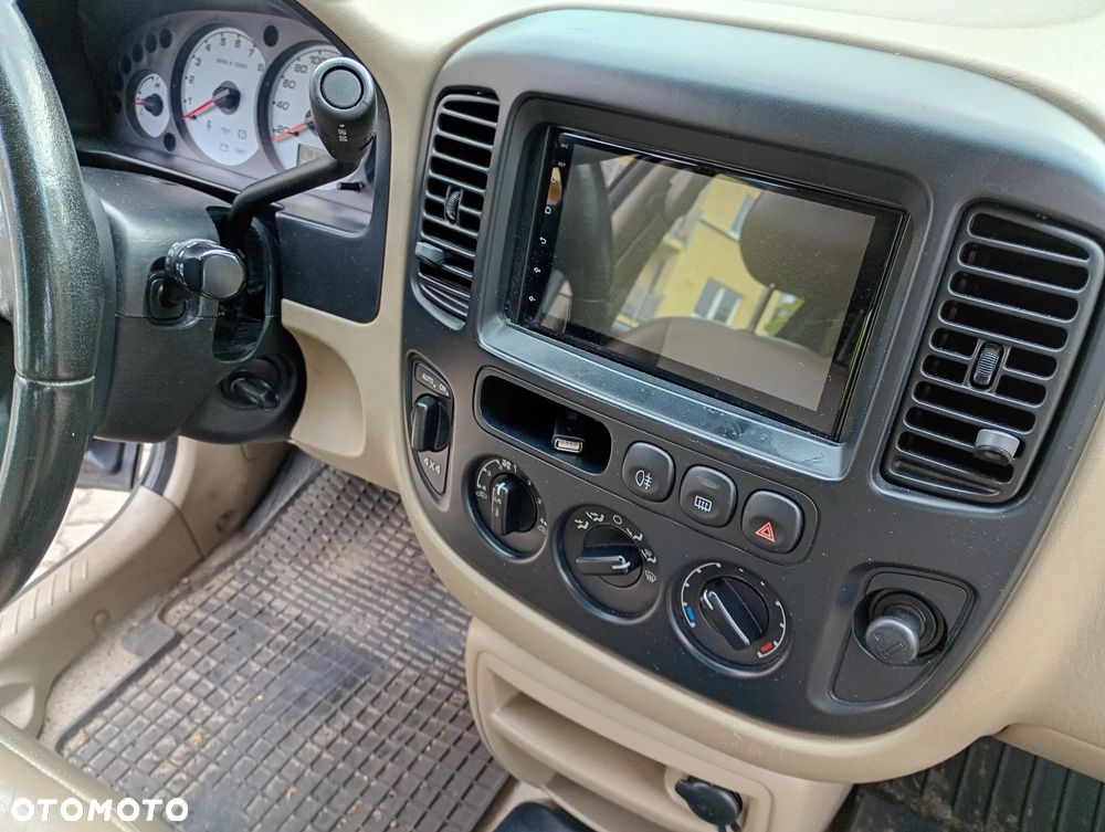 Ford Maverick 3.0 V6 Limited - 20