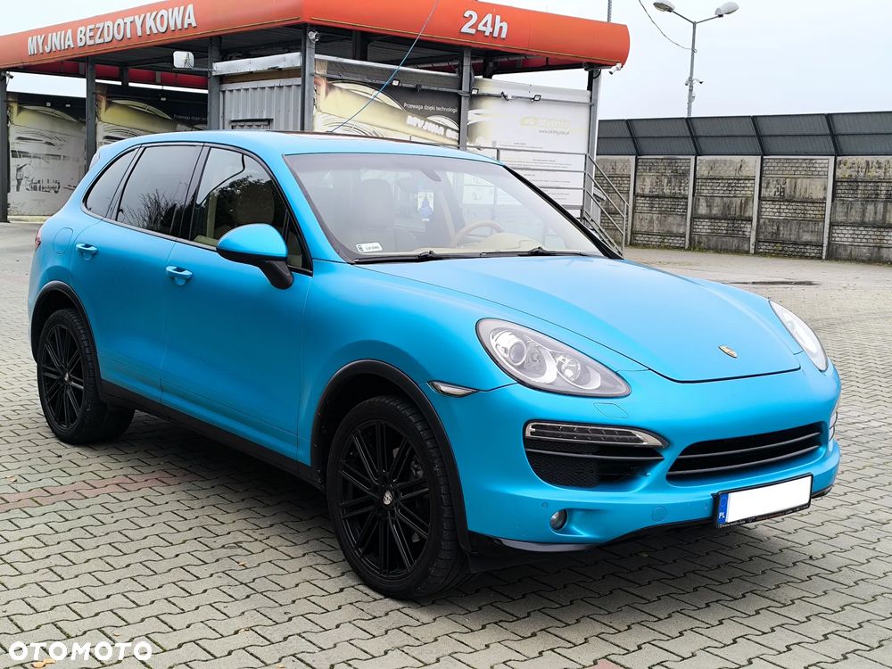 Porsche Cayenne - 2