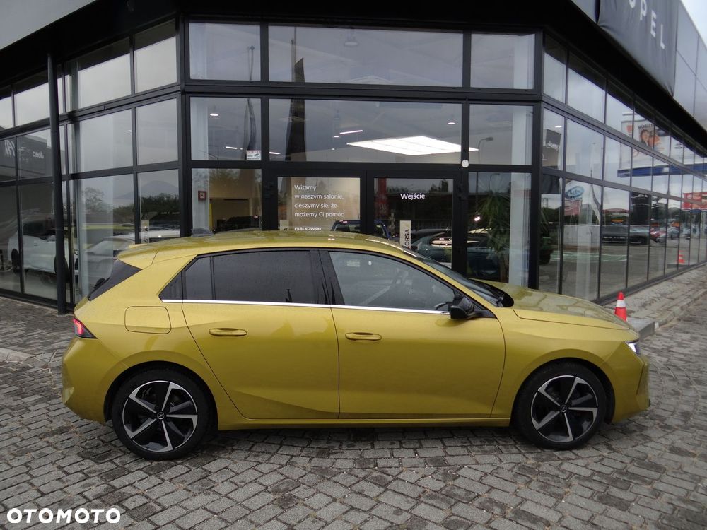 Opel Astra VI 1.2 T Elegance S&S - 4