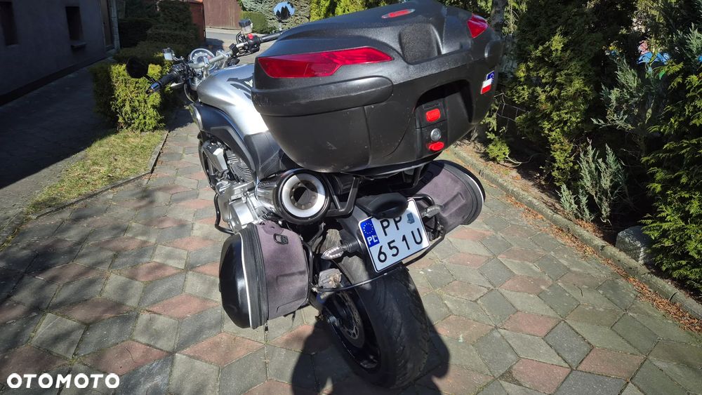 Yamaha MT - 4