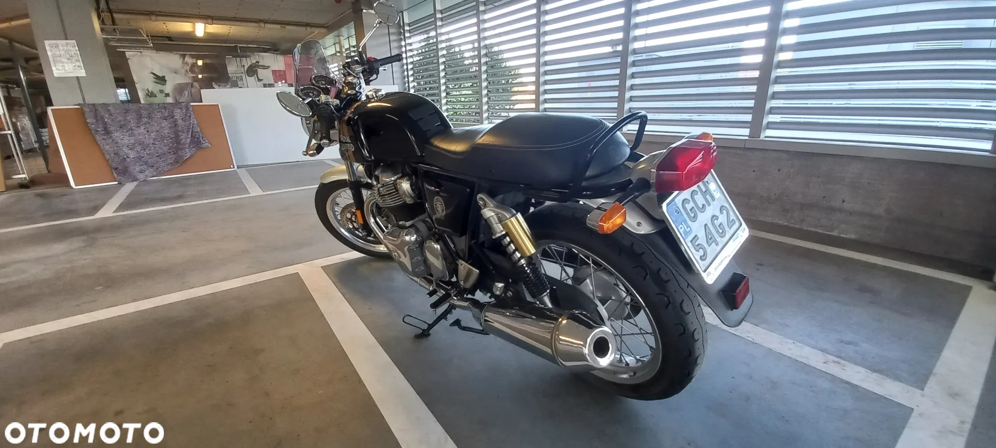 Royal Enfield Continental - 14