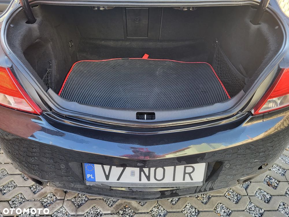 Opel Insignia 2.8 T V6 OPC - 9
