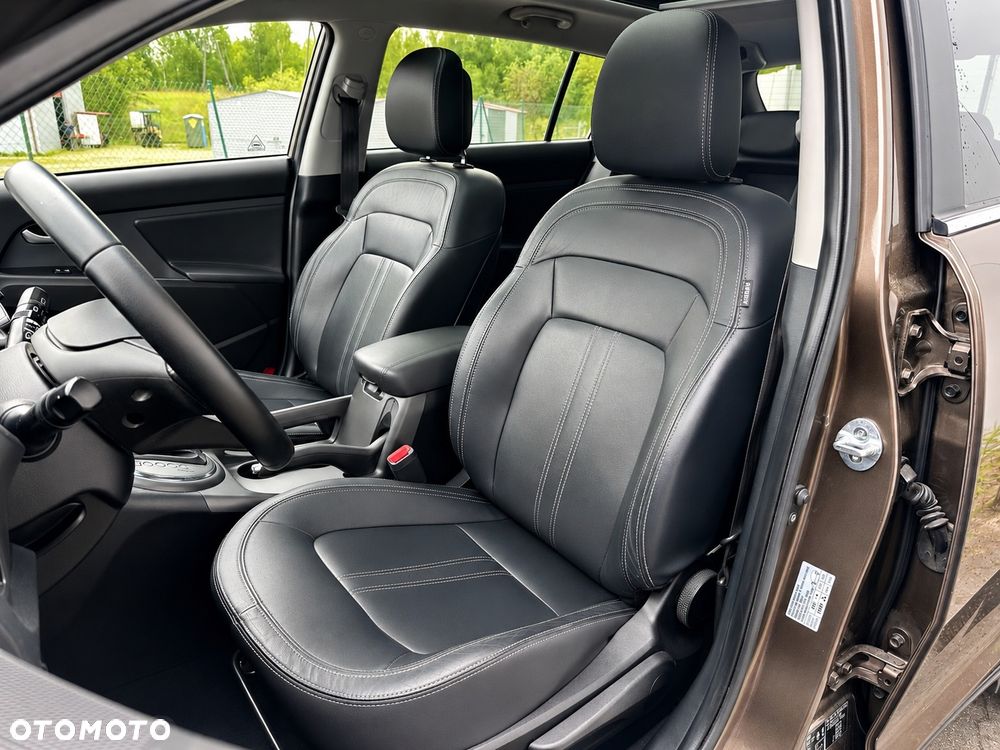 Kia Sportage 2.0 CRDI XL - 11