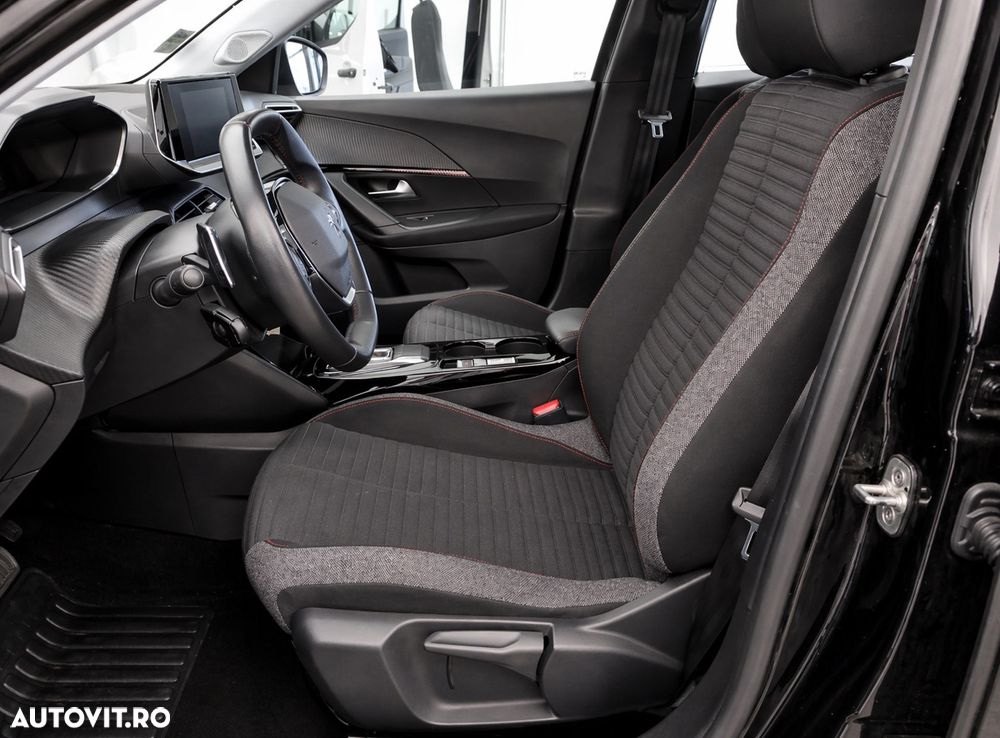 Peugeot 2008 1.2 L PureTech STT EAT8 Active - 13