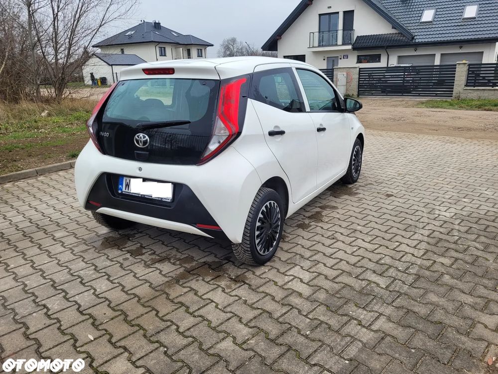 Toyota Aygo x-style - 15