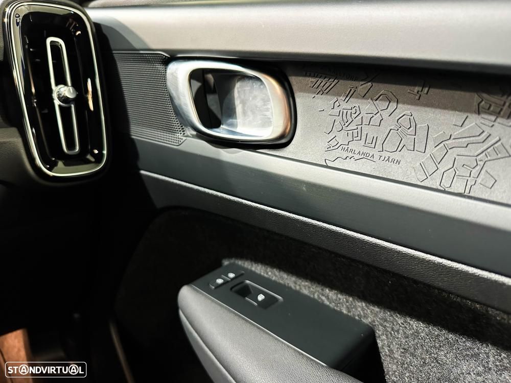 Volvo C40 Recharge 82 kWh Twin Motor Plus - 33