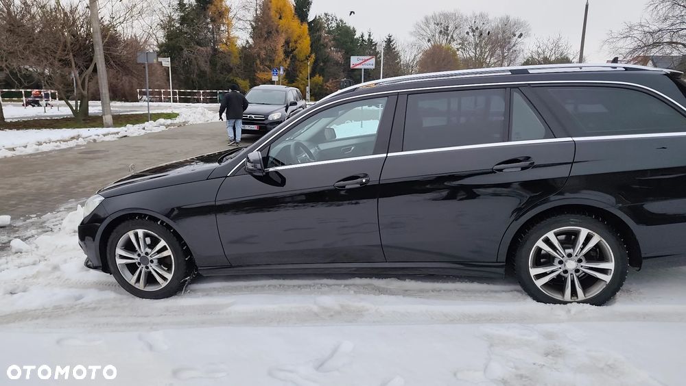 Mercedes-Benz Klasa E 200 CDI 7G-TRONIC Elegance - 3