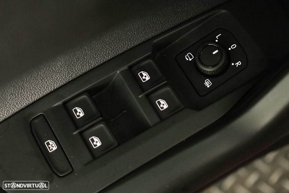 VW Taigo 1.0 TSI Urban - 19